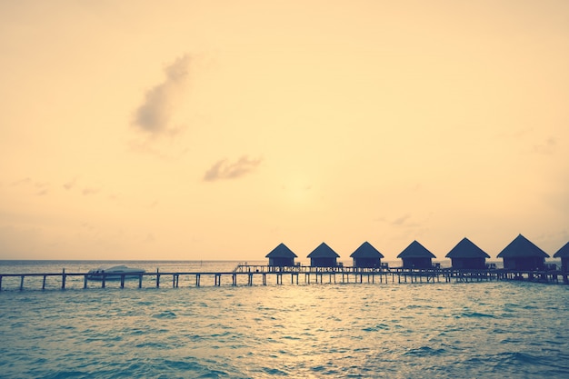 Coucher de soleil sur les maldives