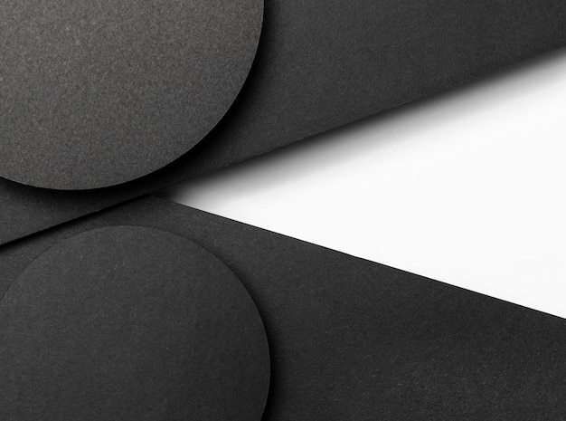 Couches de papier circulaires noires