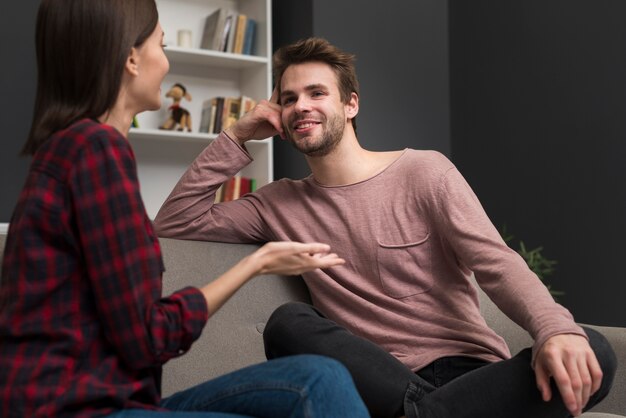 Couple, avoir, conversation, moment