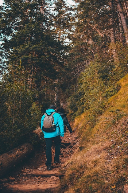 Couple dans la nature