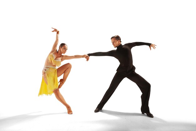 couple, danseurs, isolé, blanc