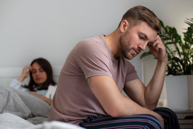 Couple avec personne souffrant de std