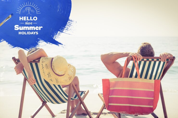 Photo gratuit couple profiter de l&#39;été sur la plage