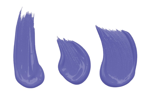 Coups de pinceau violet isolés sur fond blanc