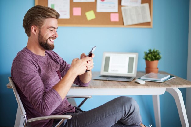 Courte pause pour envoyer quelques messages