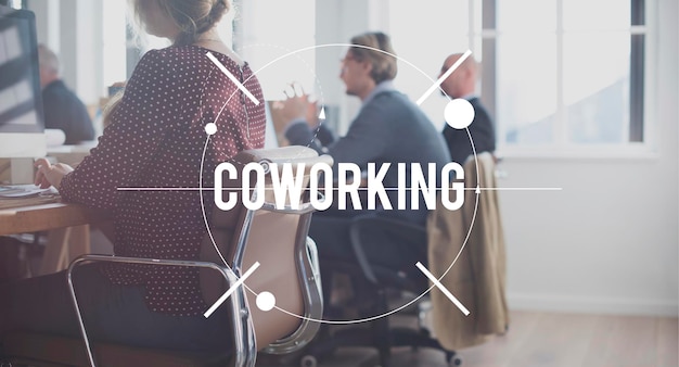 Coworking Concept De Collègues D'entreprise De Travail