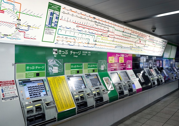 Écran d'affichage des informations sur les passagers du système de métro japonais