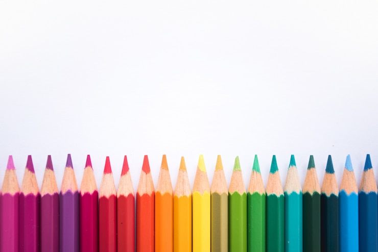 Photo gratuit crayons de couleur