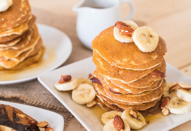 Crêpes aux bananes aux amandes