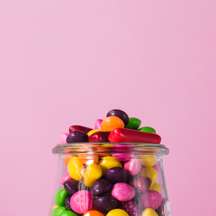 Photo gratuit crop pot avec des bonbons