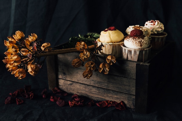 Photo gratuite cupcake nature morte