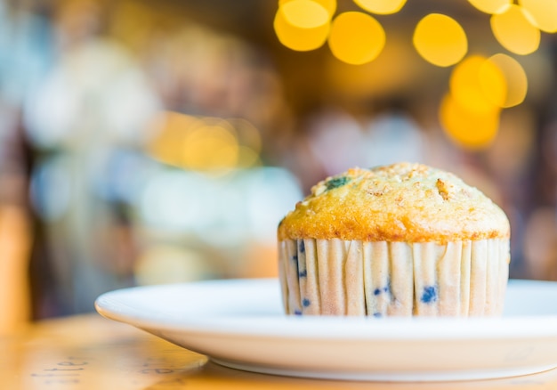 Cupcake avec des pépites bleues