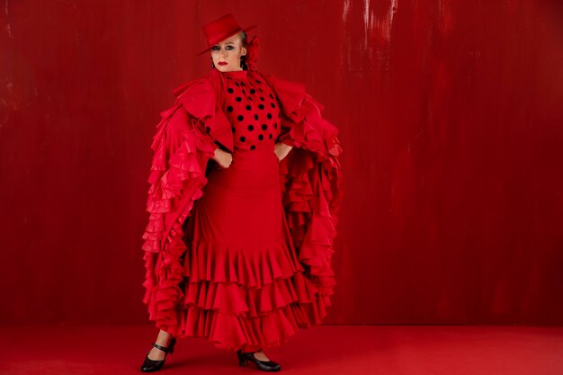 Danseuse de flamenco passionnée et élégante