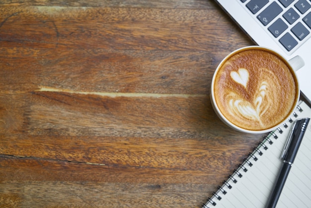 Début Des Matinées Au Bureau