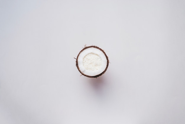 Décoratif à la moitié de la noix de coco