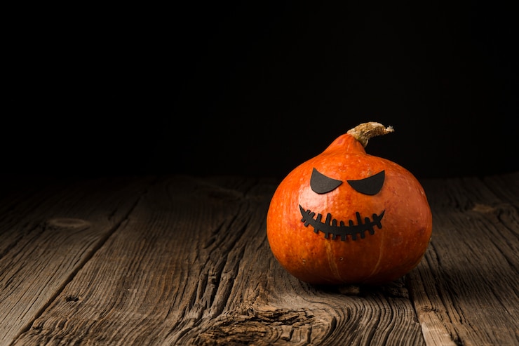 Photo gratuit une décoration effrayante de citrouille d'halloween