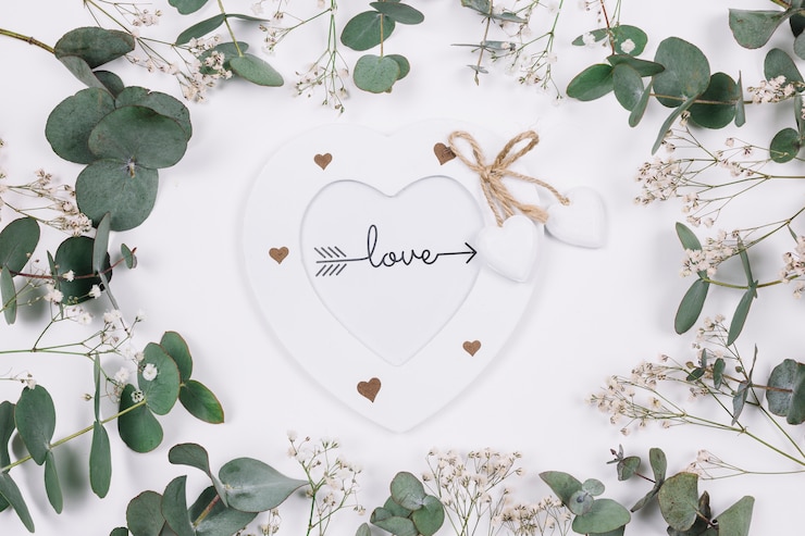Photo gratuit décoration naturelle avec un coeur