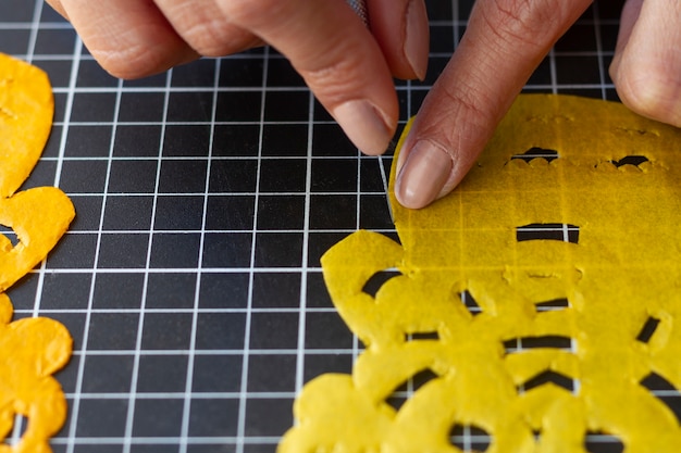 Photo gratuite décorations de fête en papel picado