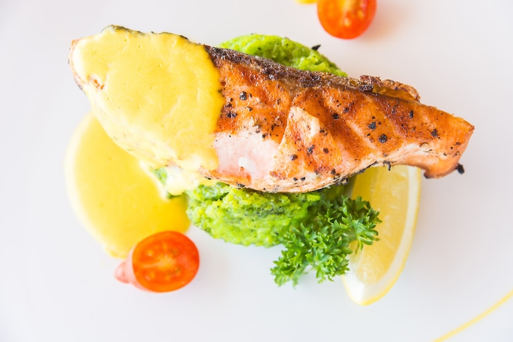 Photo gratuit déjeuner steaks saumon nourriture repas