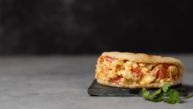 Délicieuse cuisine traditionnelle avec des légumes