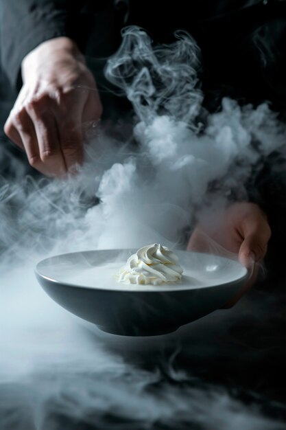 Une délicieuse nourriture cuite à la fumée.