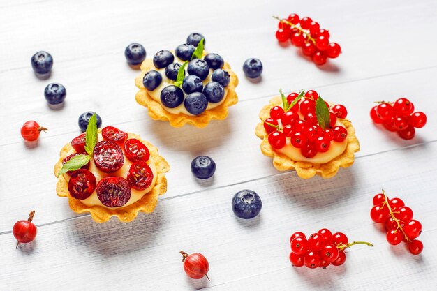 Délicieuses tartles aux petits fruits rustiques maison