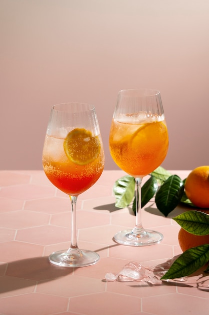 Photo gratuite un délicieux cocktail italien, une nature morte.