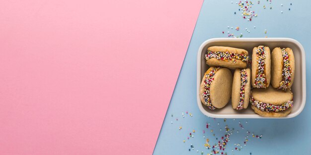 Délicieux concept d'alfajores avec espace copie