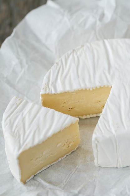 Photo gratuite délicieux morceaux de fromage