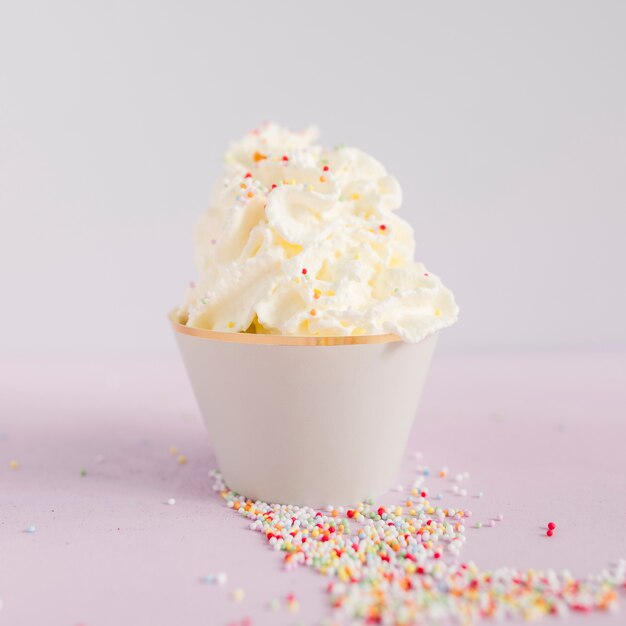 Délicieux petit gâteau à la crème