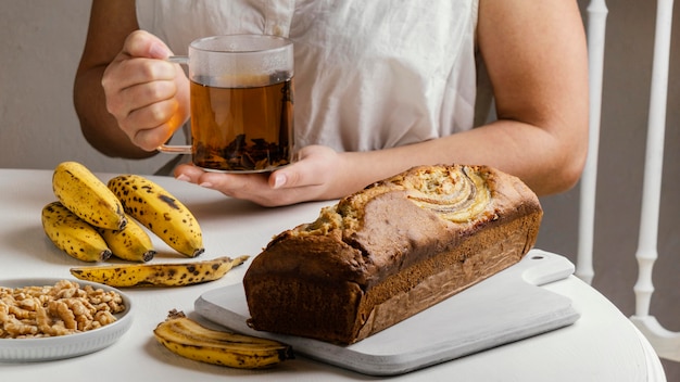 Photo gratuite délicieux petit pain aux bananes