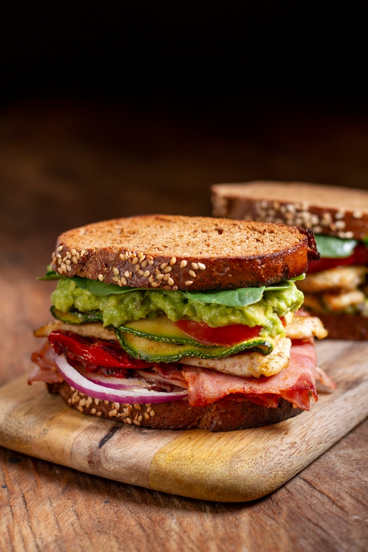 Photo gratuit de délicieux sandwichs à angle élevé