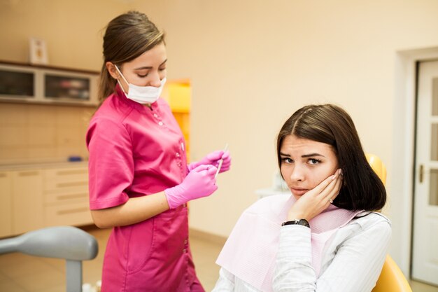 Dentiste patient médecin dentaire médical