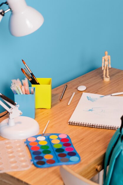 Design d'intérieur de bureau pour enfants