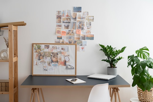 Photo gratuite design d'intérieur avec vision board