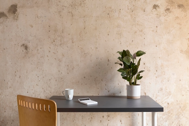 Design minimaliste de l'espace de travail à domicile