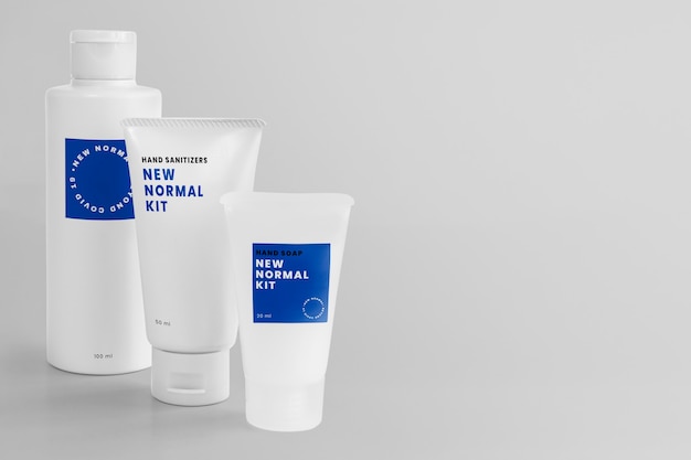 Photo gratuite désinfectant pour les mains nouveau produit de kit normal