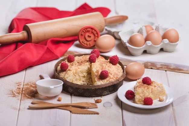 Dessert frais de tarte aux fruits aux framboises