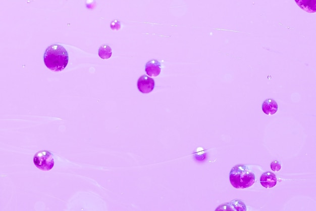 Dessin abstrait de sphères violettes