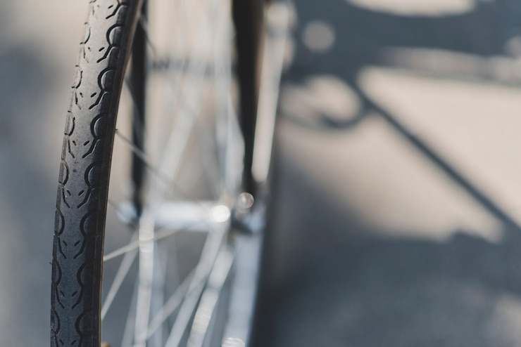 Photo gratuit détail de la roue de bicyclette