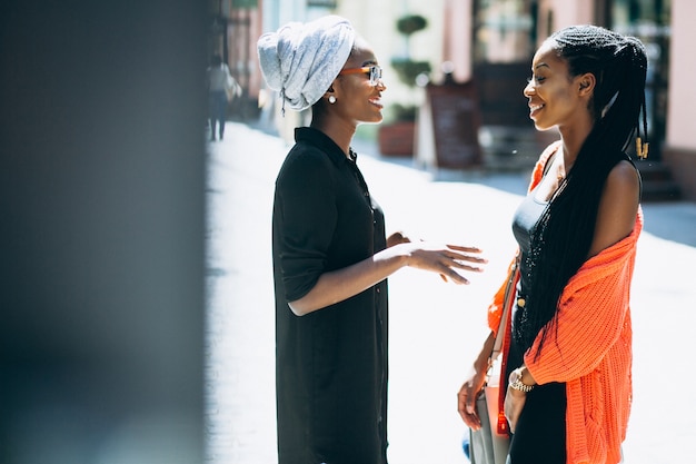 Deux amies afro-américaines