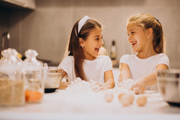 Deux, petites soeurs, cuisine, cuisine