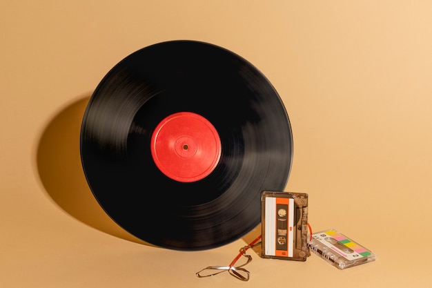 Disque vinyle et ressource de conception de cassettes