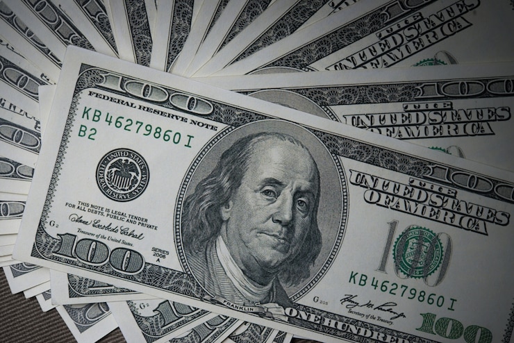 Photo gratuit dollar billie. argent fond