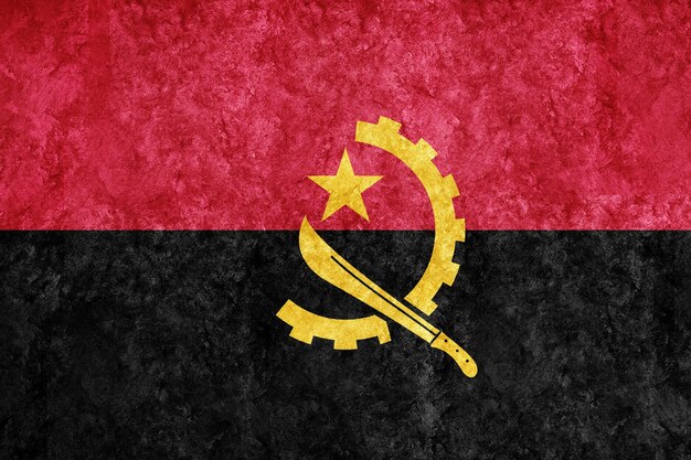 Drapeau Angola métallique, drapeau texturé, drapeau grunge