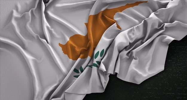 Drapeau de Chypre enroulé sur fond sombre 3D Render