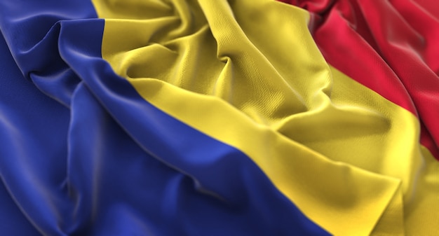 Drapeau Roumanie Ruffled Magnifiquement Waving Macro Plan rapproché