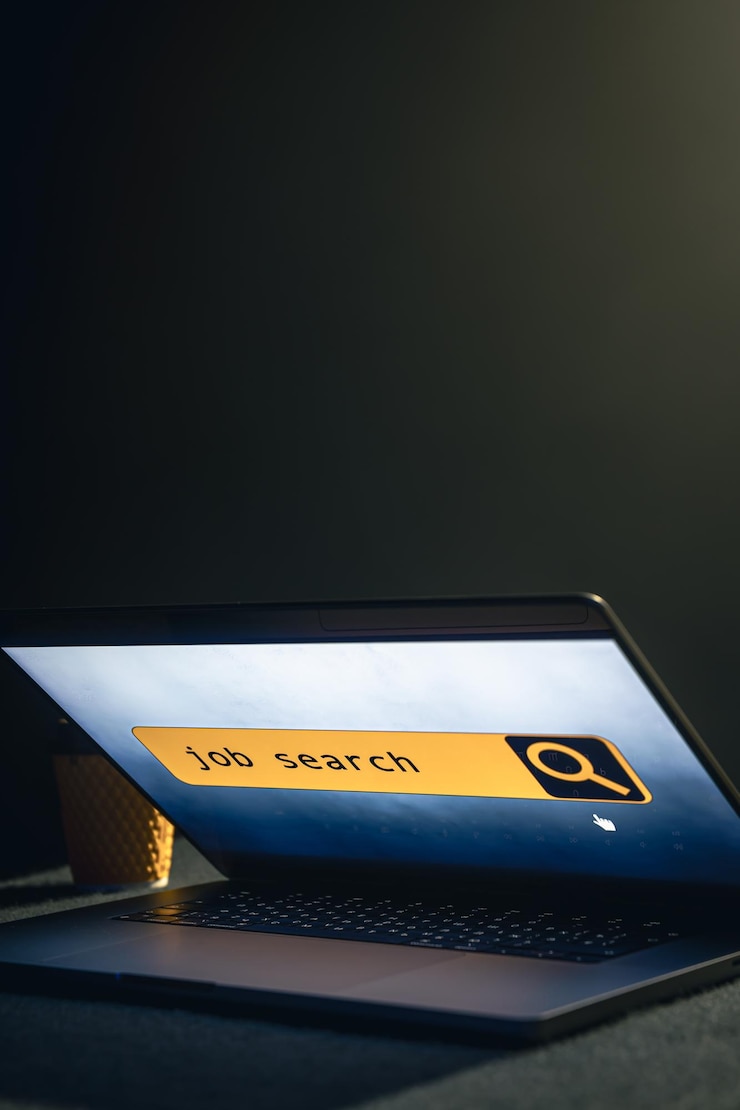 Photo gratuit écran d'ordinateur portable avec ligne pour la recherche d'emploi