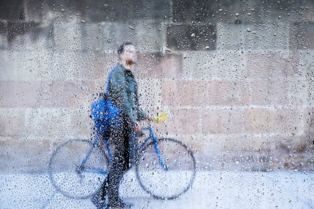 Effet de pluie sur fond de vélo