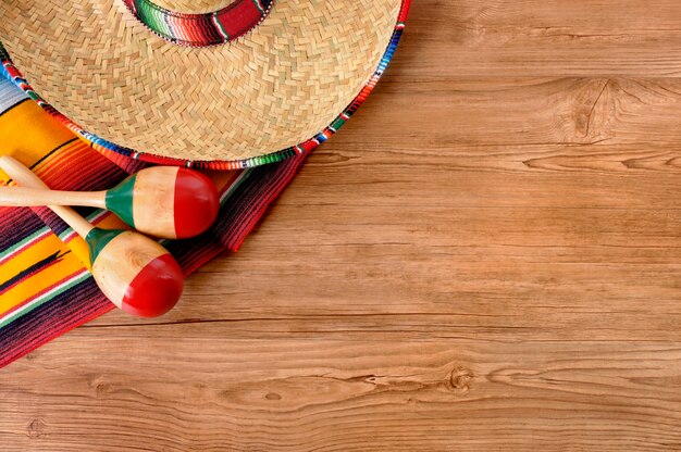 éléments mexicains sur le plancher